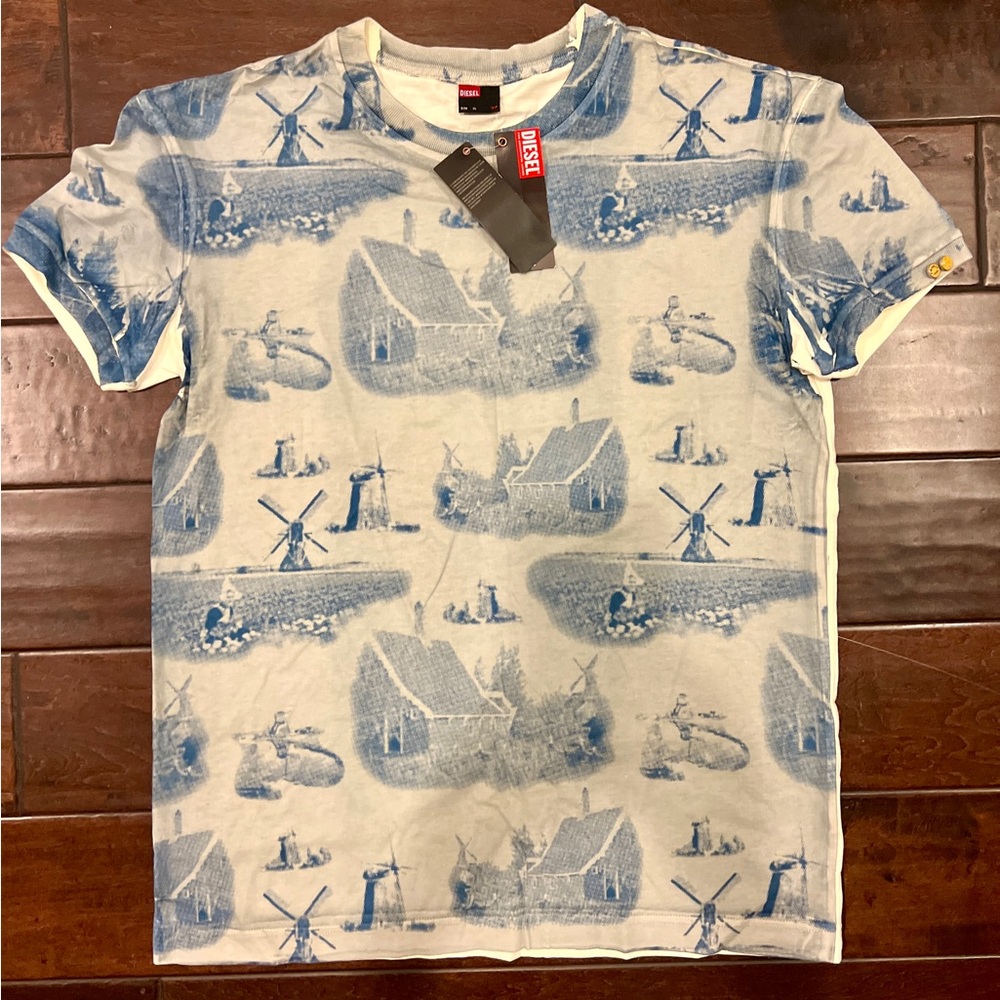 Diesel Men’s Graphic T-Shirt.